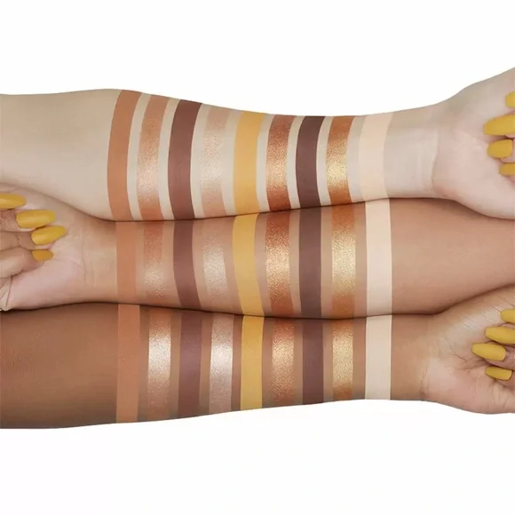 HUDA BEAUTY Brown Obsessions Eyeshadow Palette - Picture 3 of 6